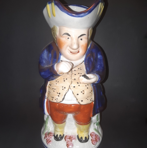 Allertons Staffordhire colonial snuff taker 6 3/4" Toby Pitcher 1912-1915 - Picture 4 of 14